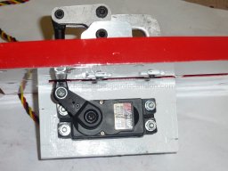 Towing hook assembly (15)